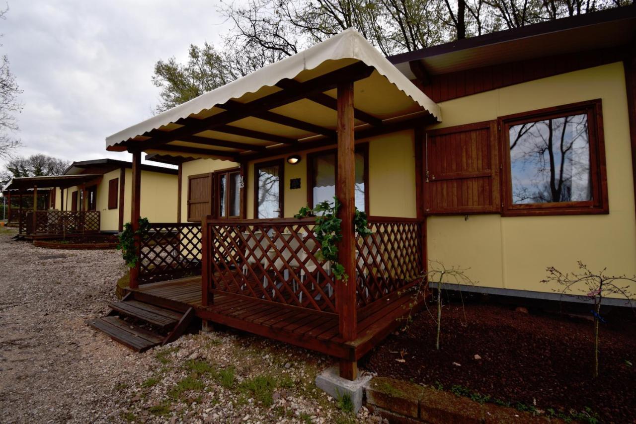 Agriturismo B&B Corte Tonolli Valeggio sul Mincio Eksteriør bilde