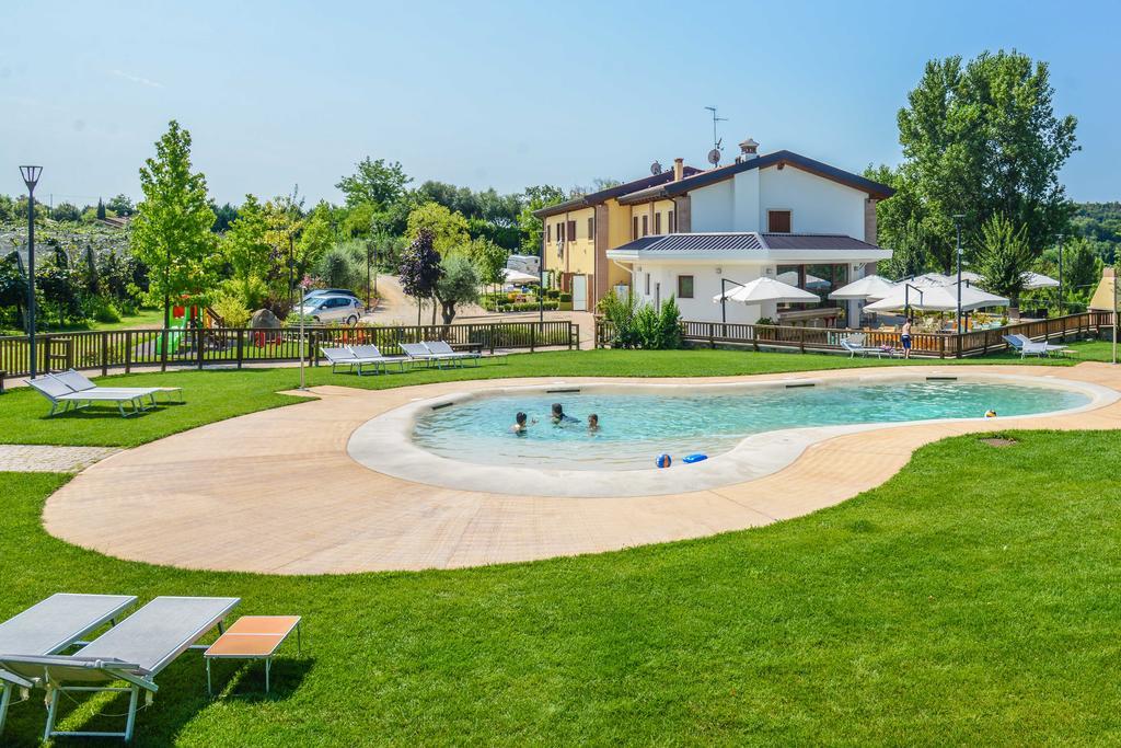 Agriturismo B&B Corte Tonolli Valeggio sul Mincio Eksteriør bilde