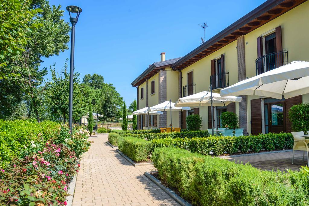 Agriturismo B&B Corte Tonolli Valeggio sul Mincio Eksteriør bilde
