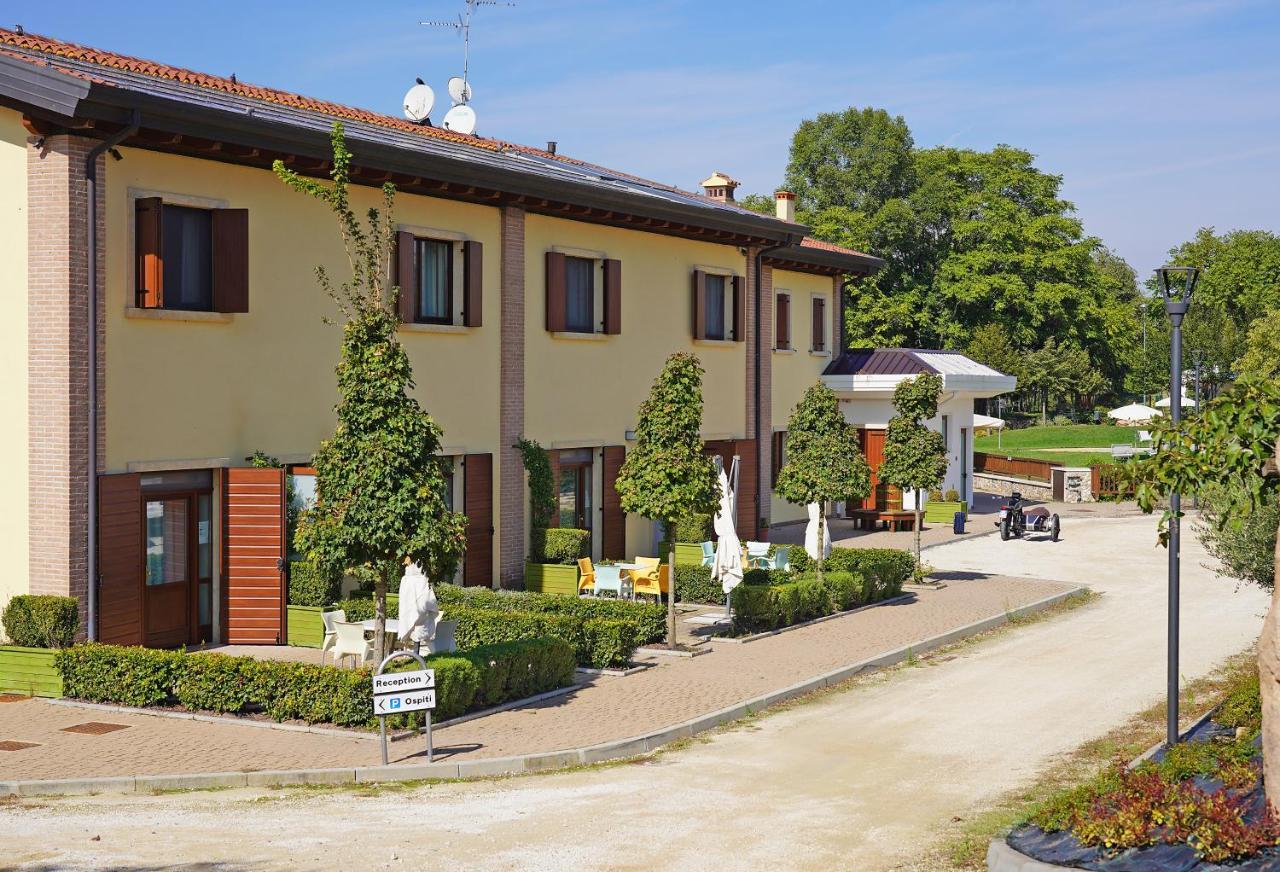 Agriturismo B&B Corte Tonolli Valeggio sul Mincio Eksteriør bilde