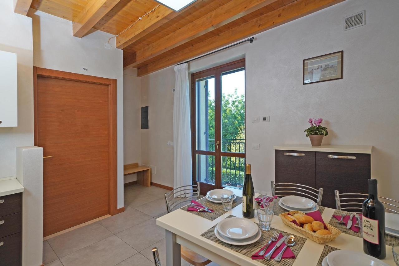 Agriturismo B&B Corte Tonolli Valeggio sul Mincio Eksteriør bilde